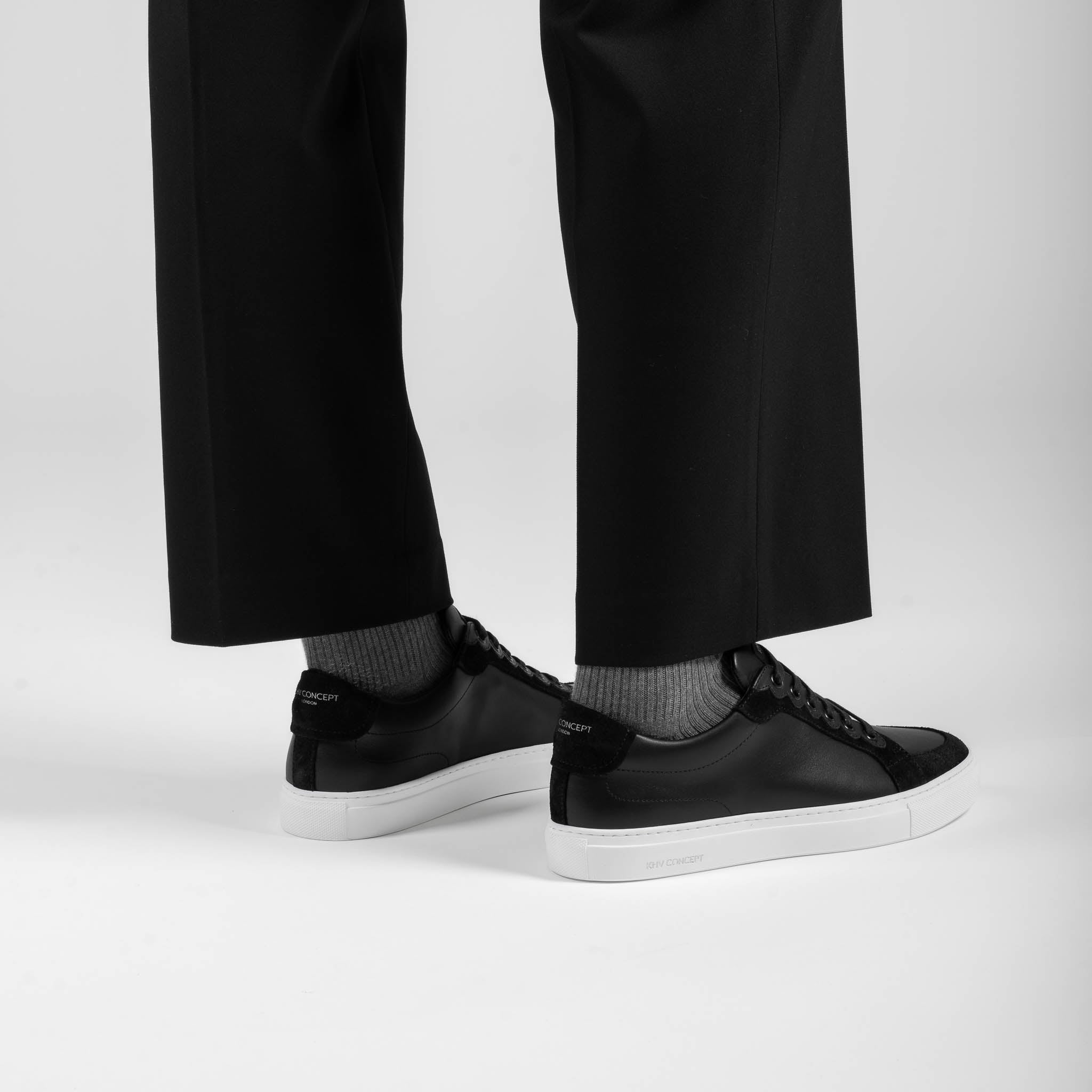 Men's CT World Black