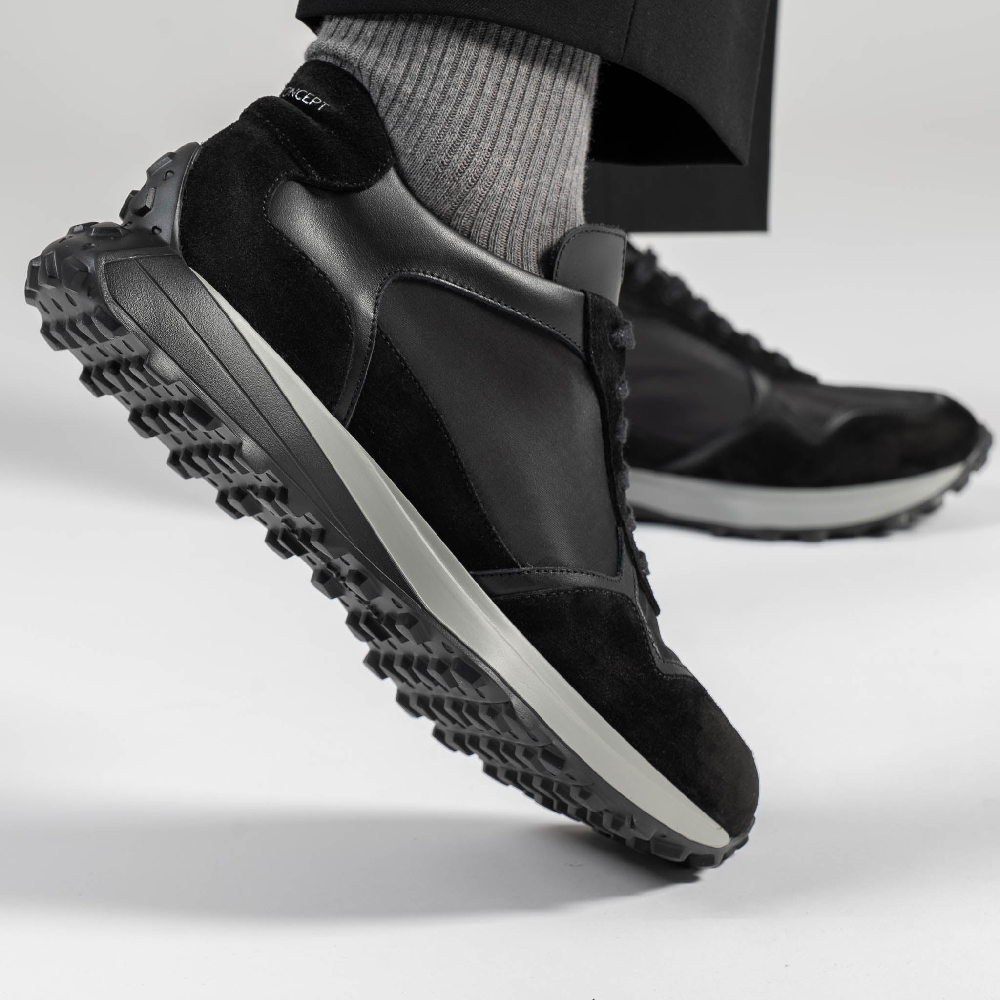 Men's CT Runner Black Nylon